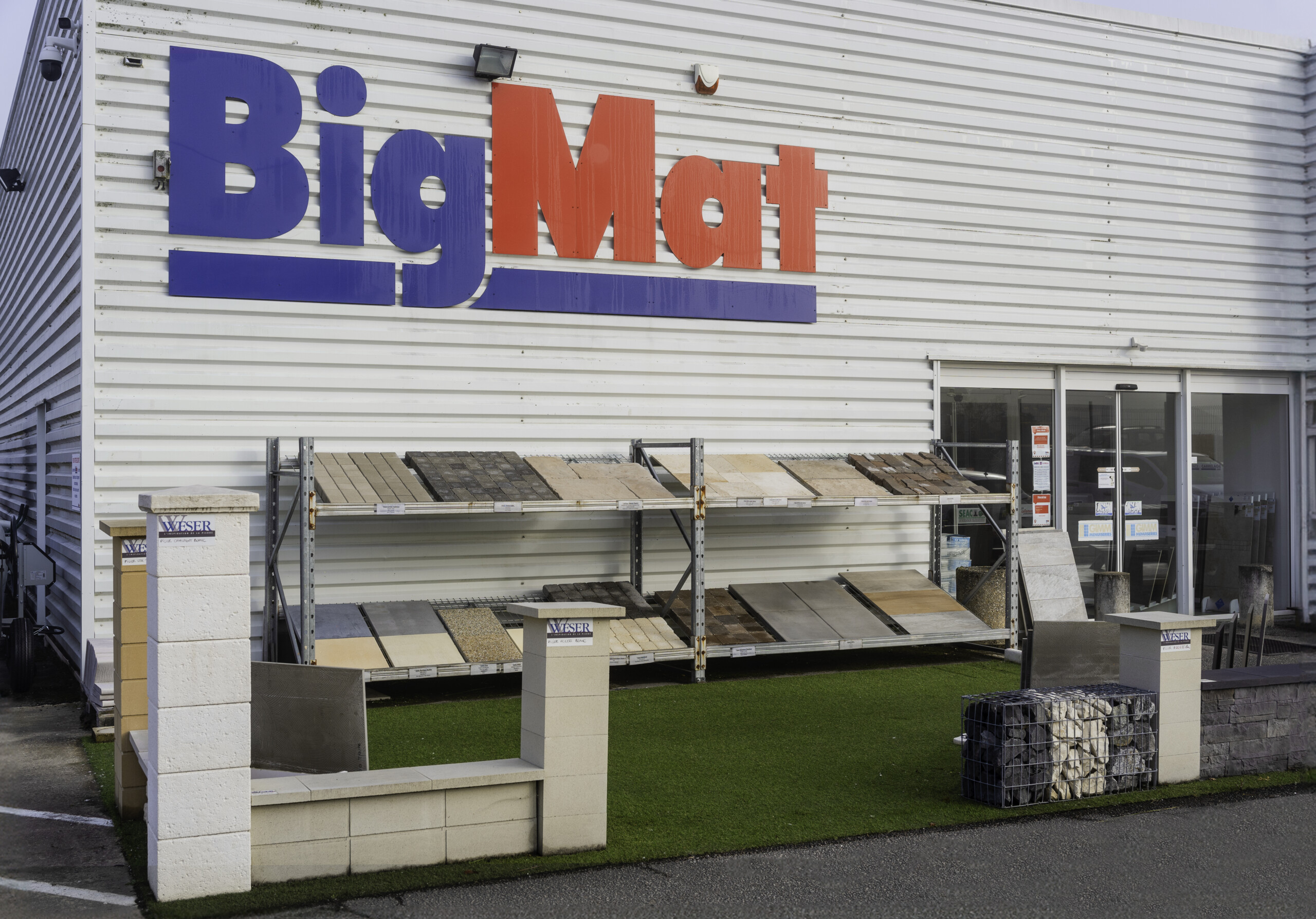 Bigmat Becat Neuvy-