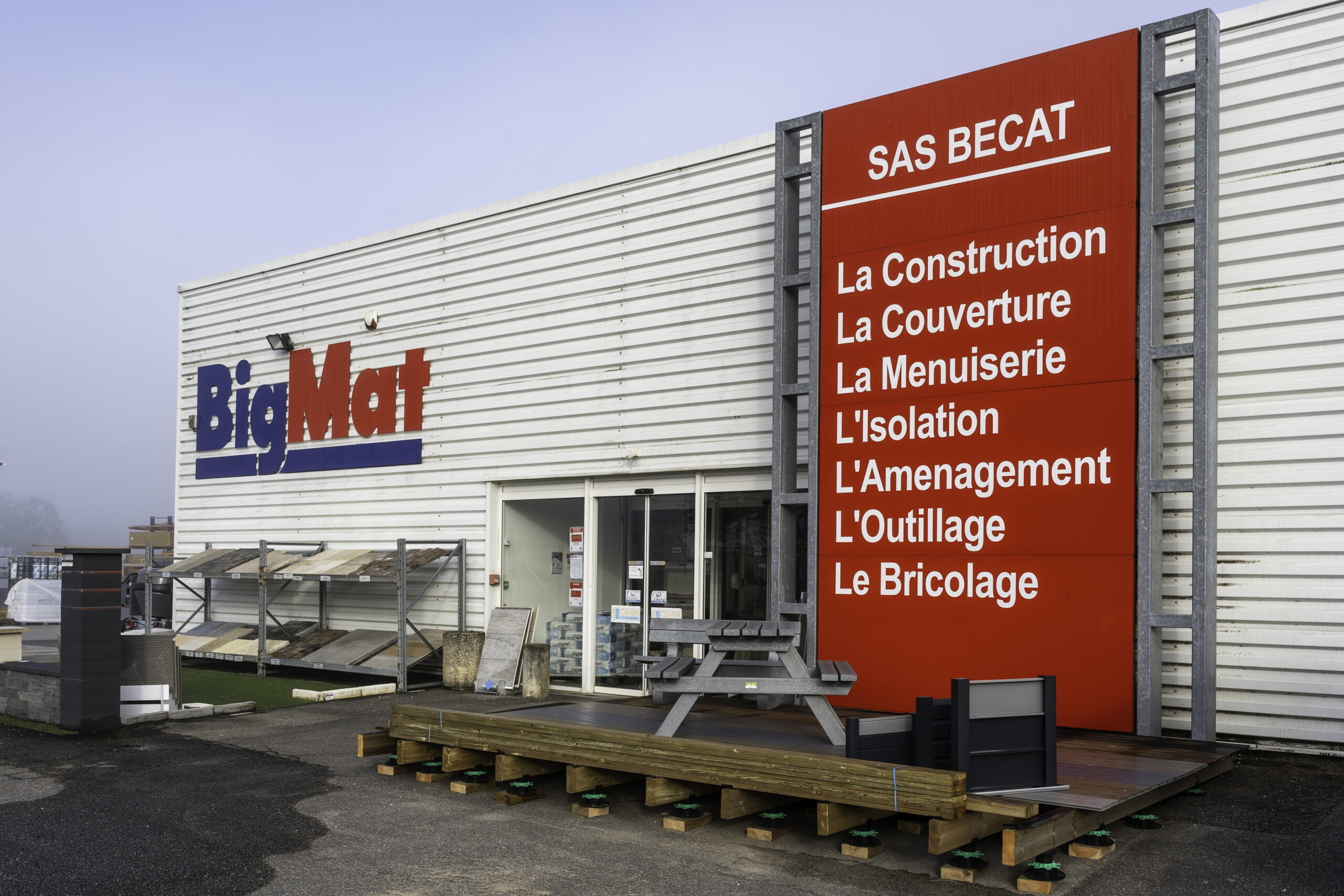 Bigmat Becat Neuvy-1629