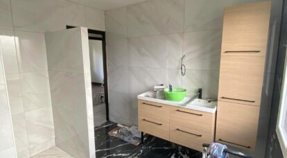 Zoom sur cette salle de bains en cours de réalisation !